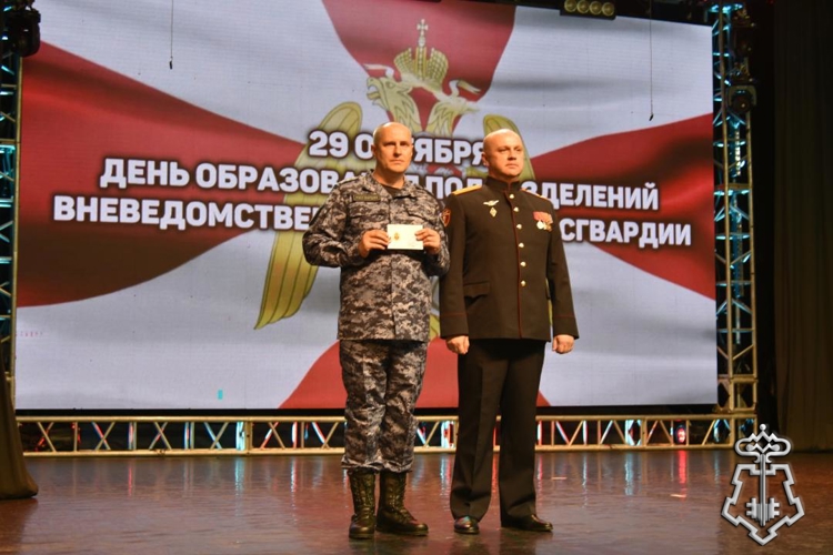 В Удмуртии прошли торжественные мероприятия в честь 73-летия образования вневедомственной охраны Росгвардии