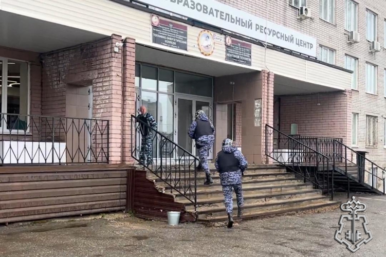 Сотрудники Росгвардии приняли участие во Всероссийских учениях по безопасности на объектах образования Удмуртии