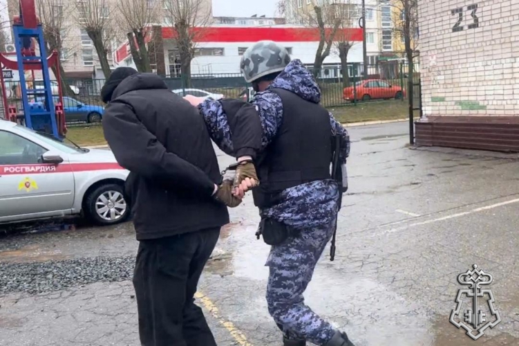 Сотрудники Росгвардии приняли участие во Всероссийских учениях по безопасности на объектах образования Удмуртии