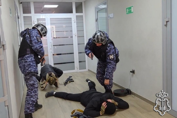 Сотрудники Росгвардии приняли участие во Всероссийских учениях по безопасности на объектах образования Удмуртии