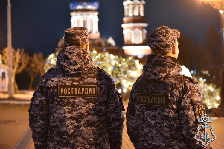 Росгвардейцы приняли участие в обеспечении порядка и безопасности жителей Удмуртии во время празднования Пасхи
